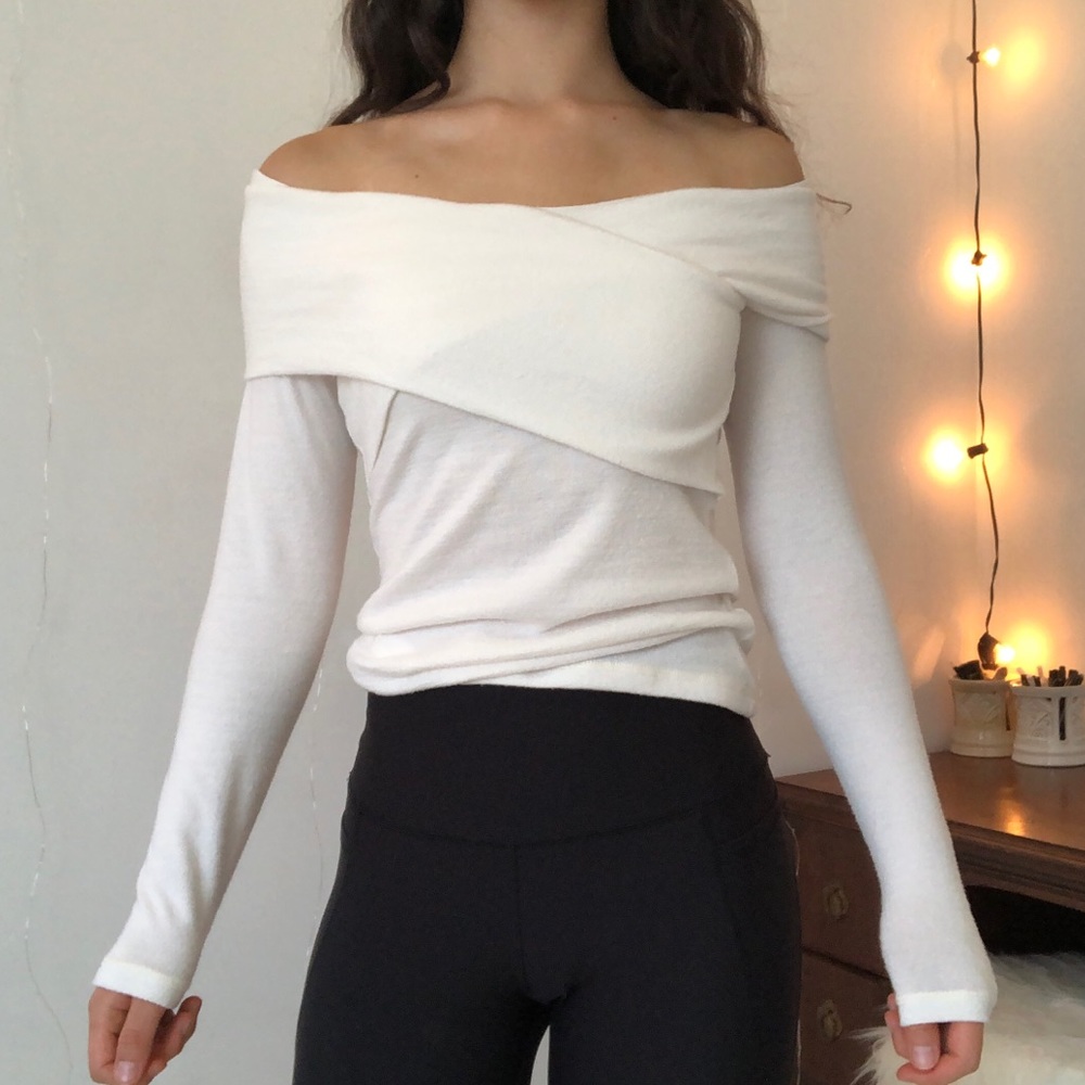 White off shoulder knit top long sleeve